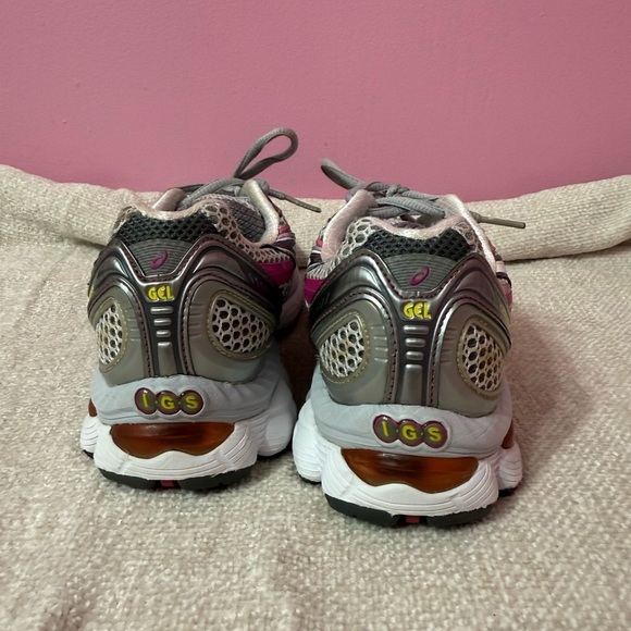 Asics GEL-4000 TR Women's Running Shoes Silver Gray Athletic Sneakers Size 6 - Picture 2 of 7